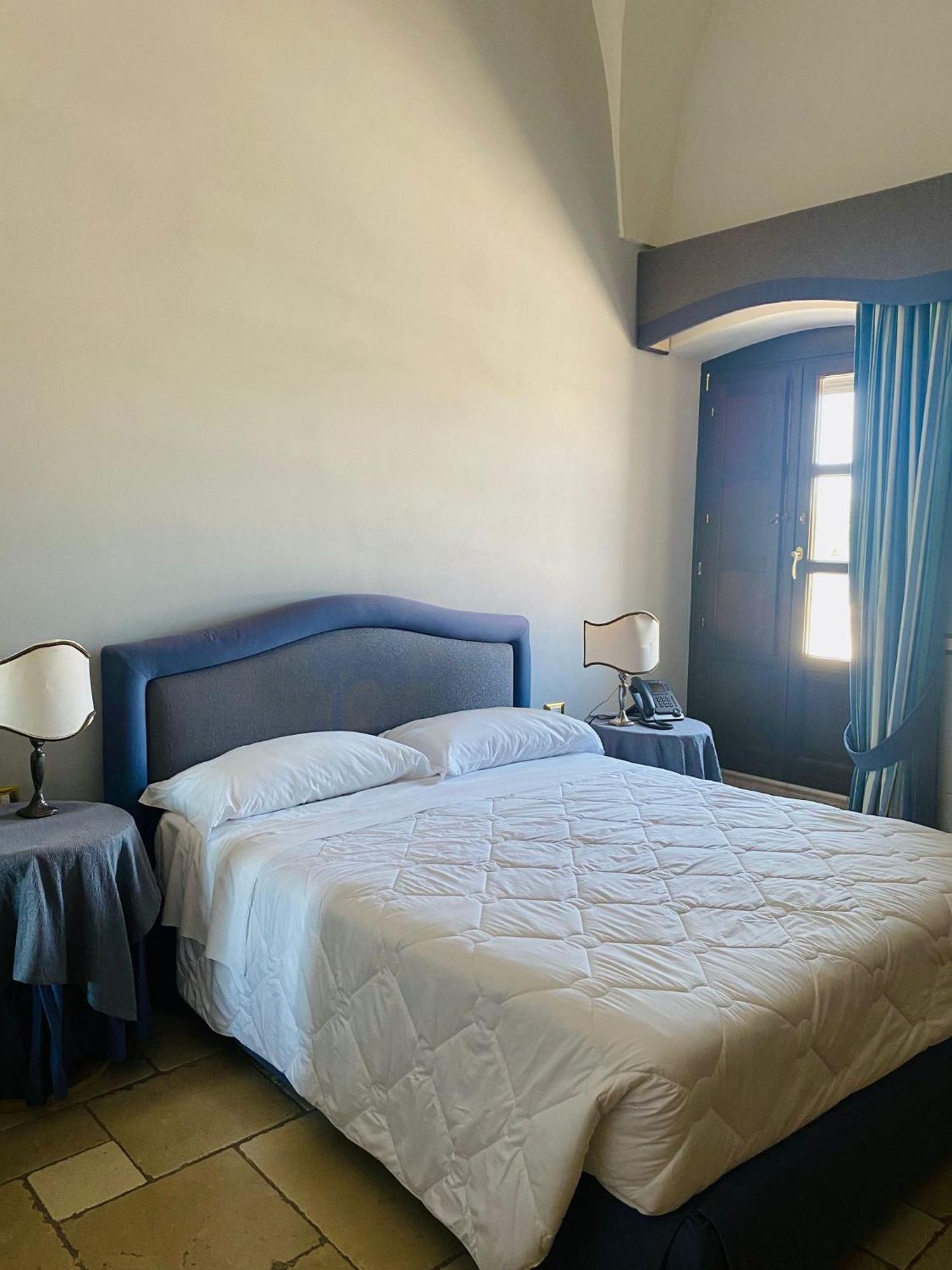 Hotel Saraceno Al Faro 타란토 외부 사진
